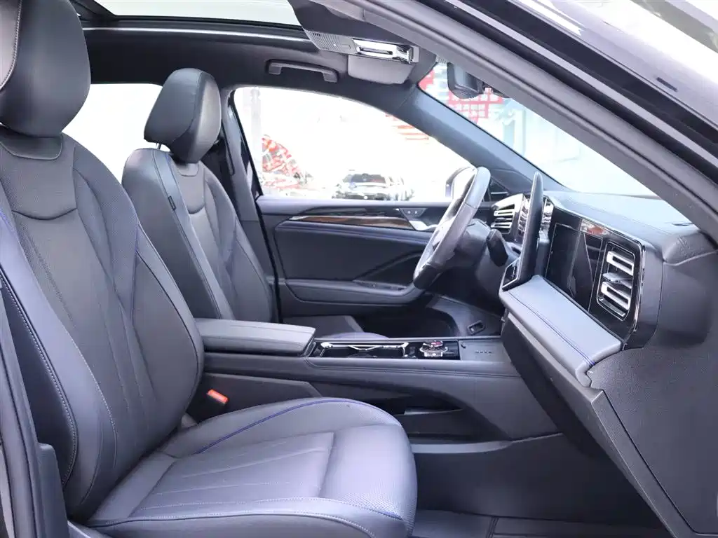 Volkswagen Tiguan L 2024 PRO 330TSI 2WD Intelligent Leader Edition фото 20