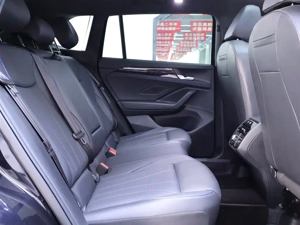 Volkswagen Tiguan L 2024 PRO 330TSI 2WD Intelligent Leader Edition фото 21