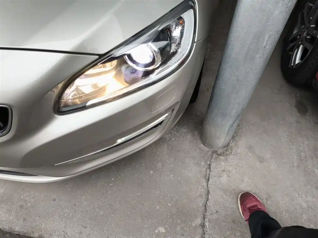 Фото 24 - Volvo S60