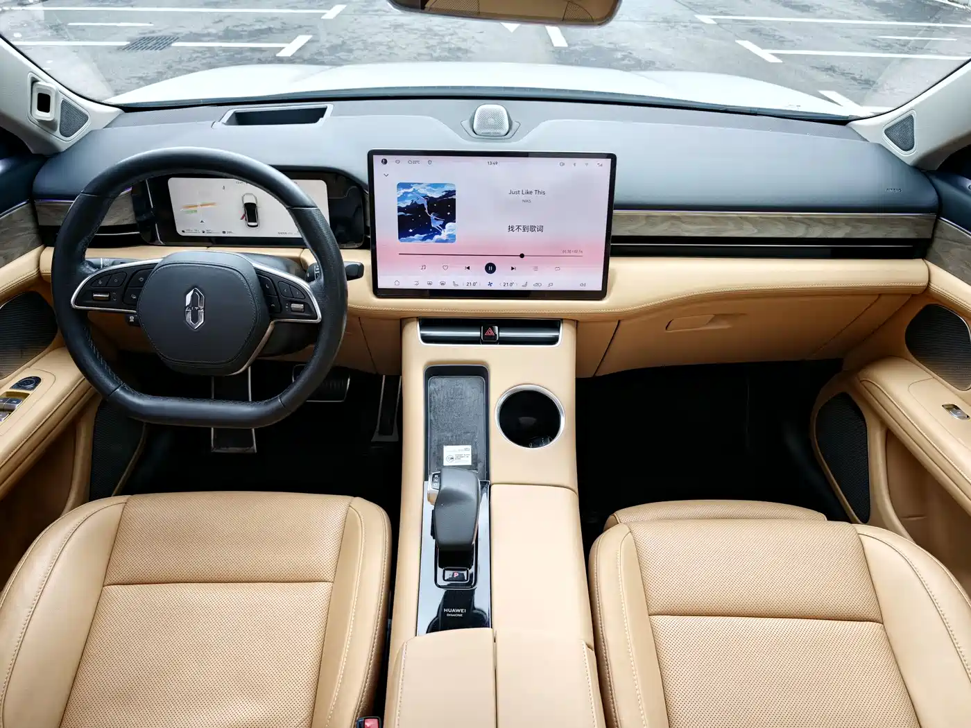 AITO Wenjie AITO M5 2022 Extended Range AWD Ultimate Edition фото 5