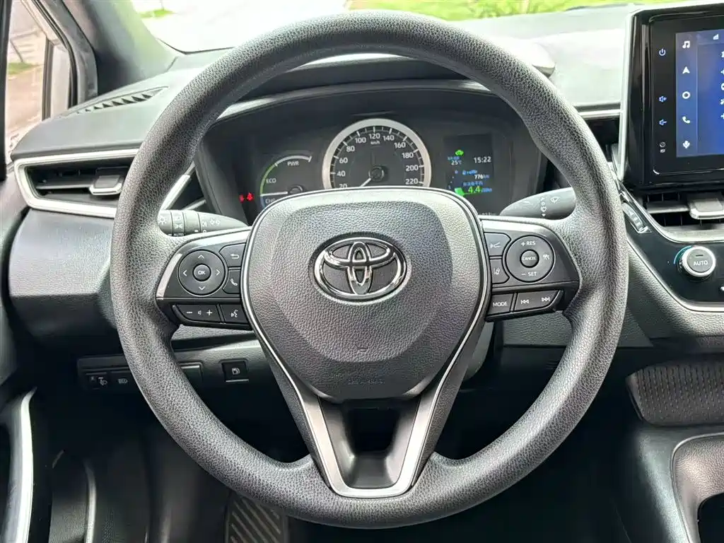 Toyota Levin 2022 Dual Engine 1.8H E-CVT Luxury Edition фото 12