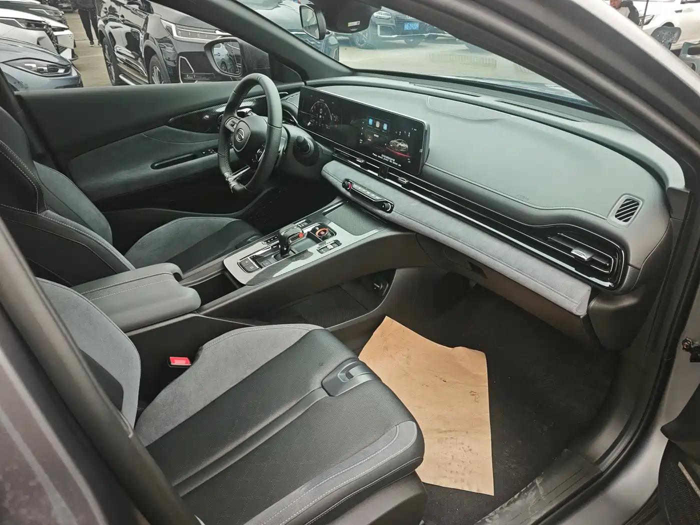 GAC Trumpchi Trumpchi Emkoo 2023 400T Auto R MAX фото 17