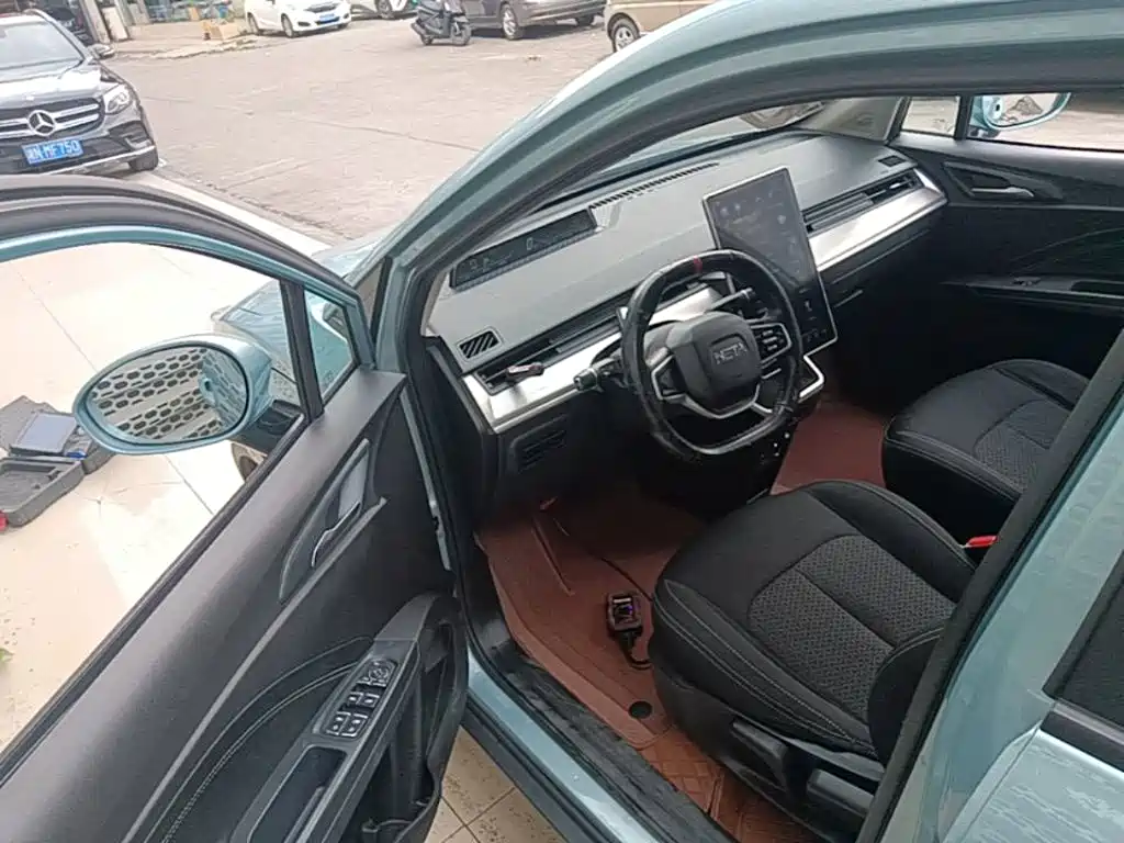 Nezha Auto Nezha V 2022 2022 Standard Range Industry Custom Edition