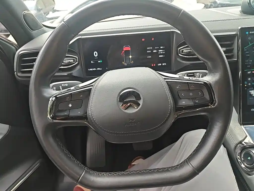 NIO ES8 2022 2020 580KM 6-Seater