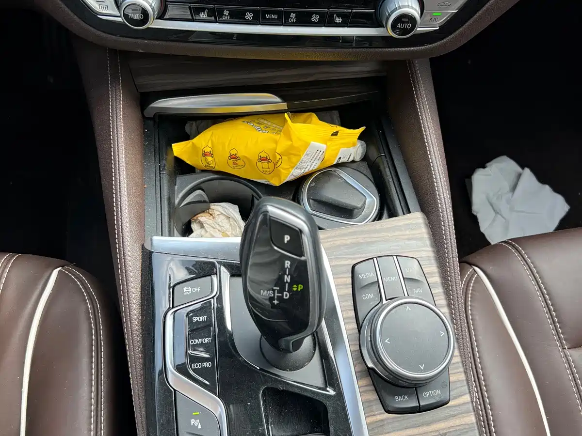 Фото 9 - BMW 5 Series