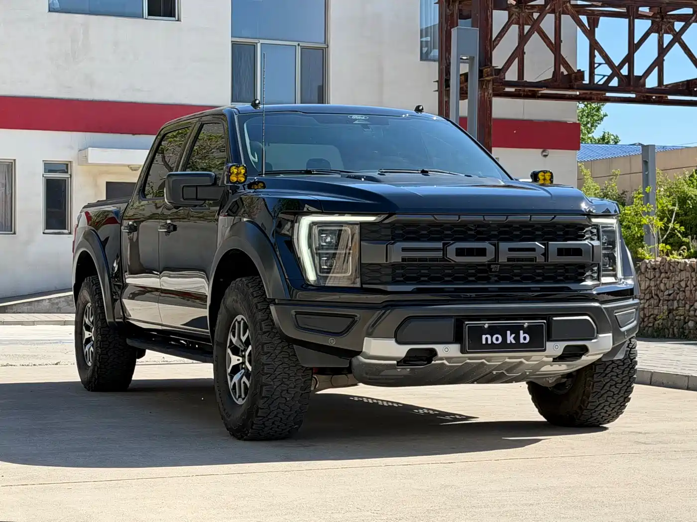 FORD F-150 RAPTOR