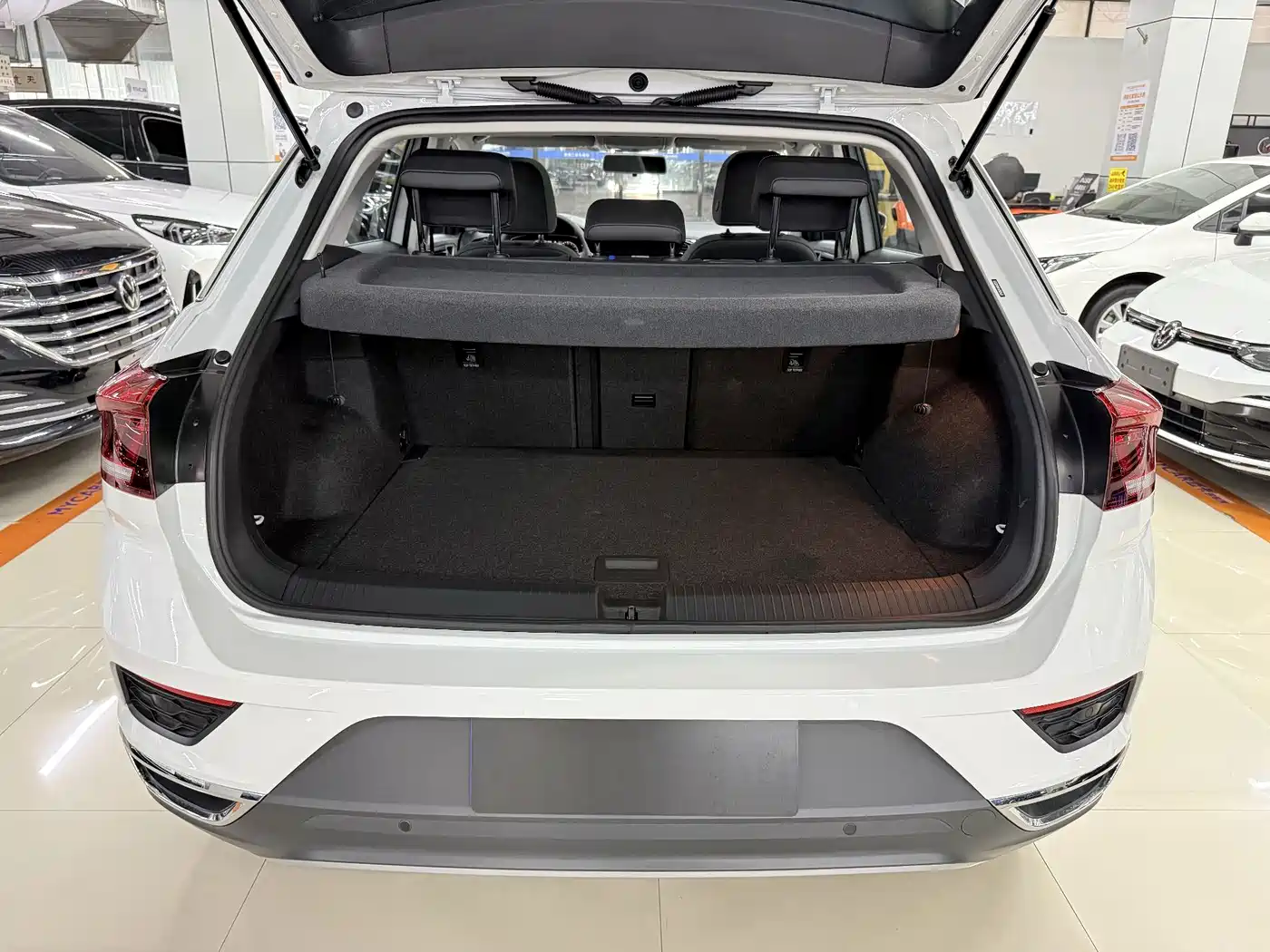 Volkswagen T-ROC 2023 2022 280TSI DSG 2WD Comfort PLUS
