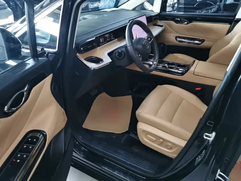 GAC Trumpchi Trumpchi E8 NEV 2025 2024 Model 150km MAX+