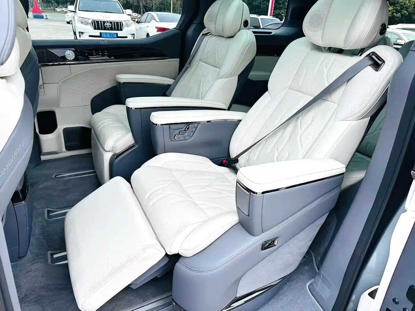 ZEEKR EXTREME KRYPTON 009