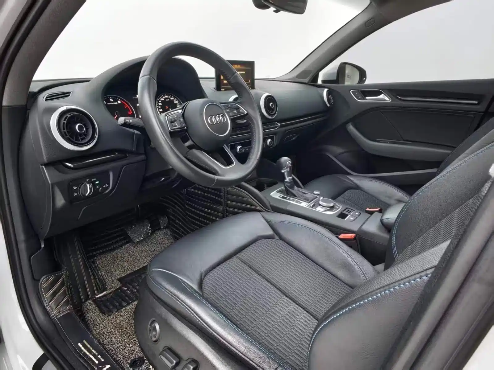 Фото 4 - Audi A3