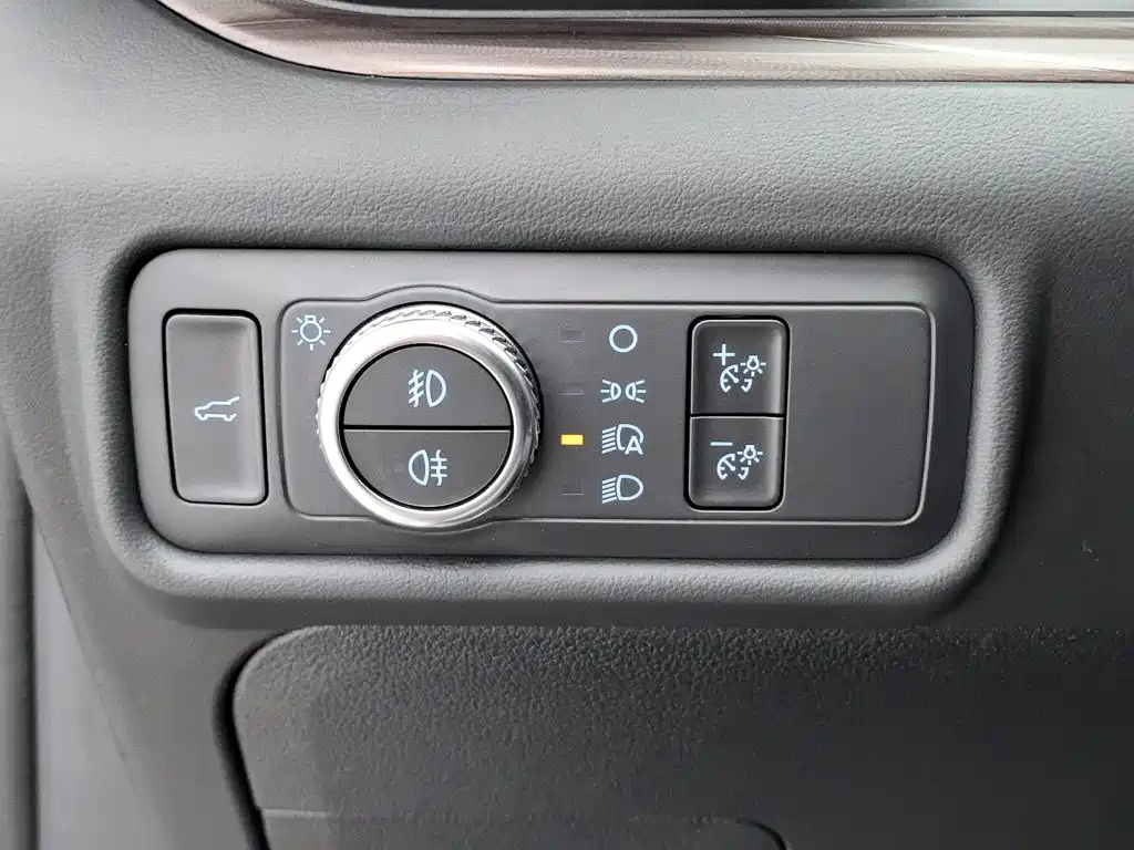 Ford Explorer 2021 2020 EcoBoost 285 AWD Titanium Edition 6-Seater