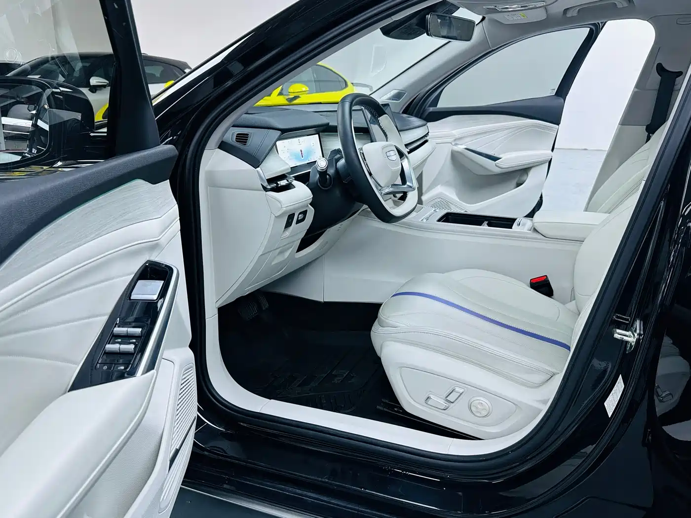 Фото 4 - Geely Xing Rui