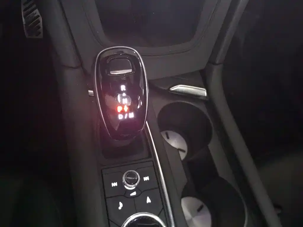 Cadillac XT5 2020 28T Luxury Model фото 14