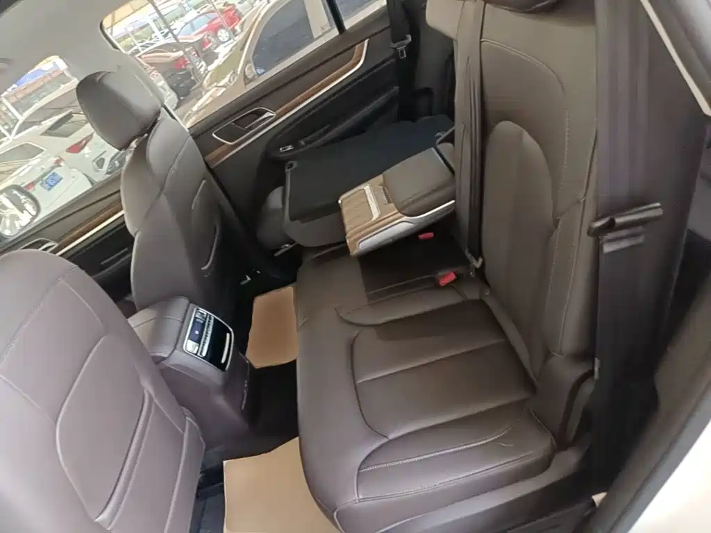 Roewe RX8 2019 2018 30T Intelligent Internet 4WD Supreme Edition