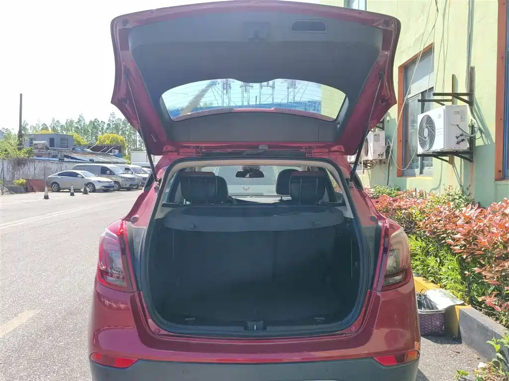 Buick Encore 2018 18T Automatic 2WD Urban Elite фото 12