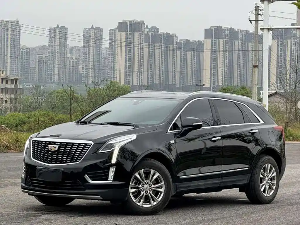 CADILLAC XT5
