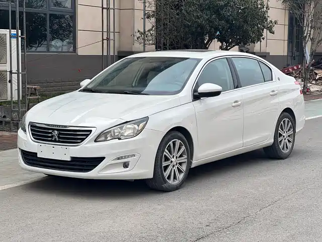 PEUGEOT 408