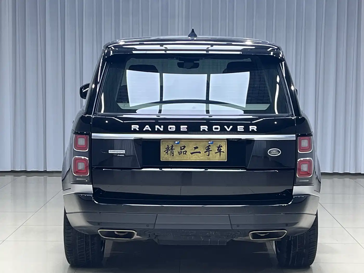 Land Rover Range Rover 2022 3.0 L6 400PS Heritage Extended Classic Edition фото 7