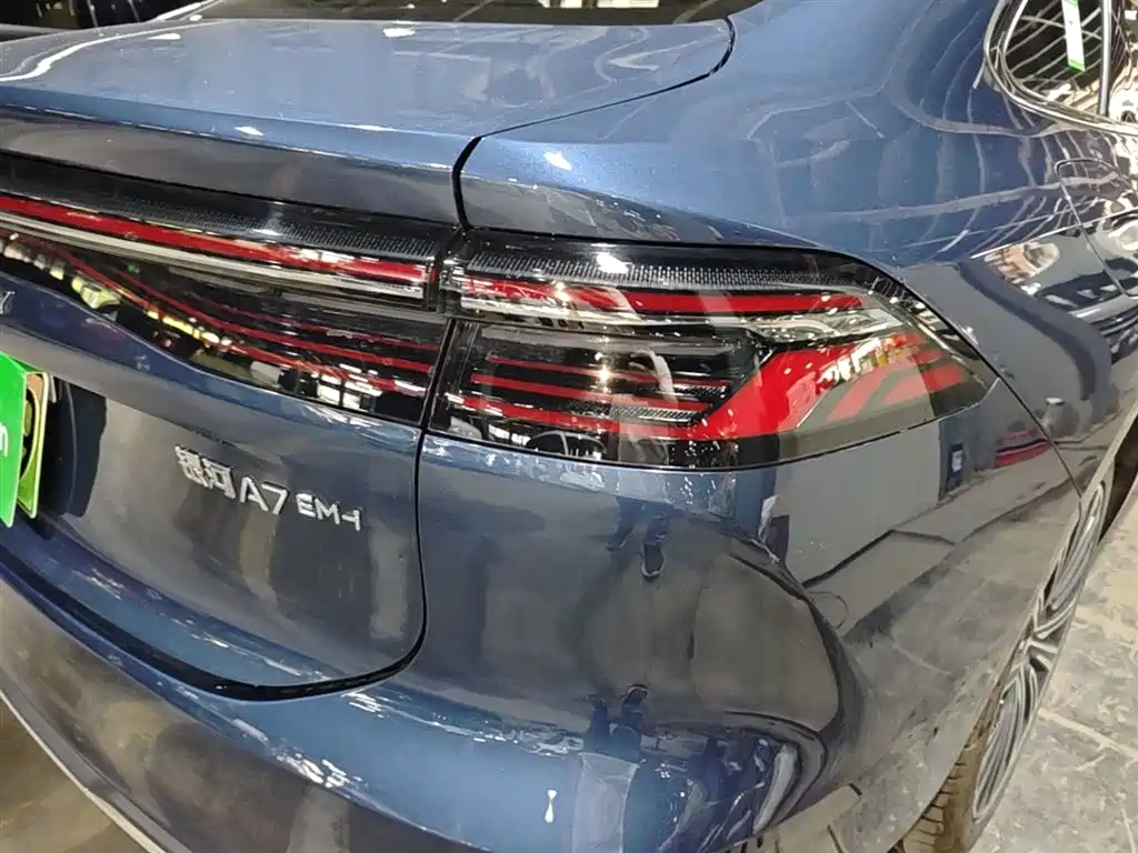Geely Galaxy Galaxy A7 2025 EM-i фото 8