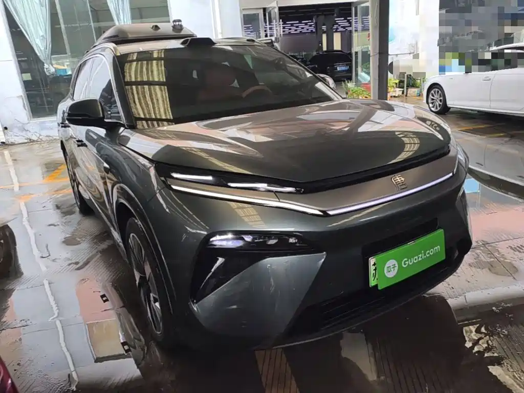 2025 BYD Tang L