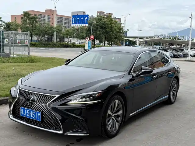 Lexus Lexus LS 2018 350 Excellence Edition China V