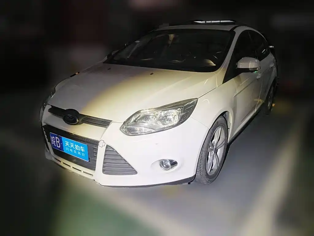 Photo 1 - Ford Focus