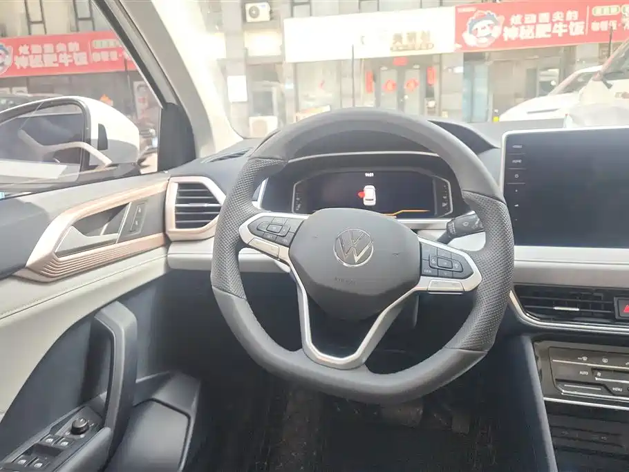 Volkswagen Tharu 2024 300TSI 2WD Full Moon Edition фото 15