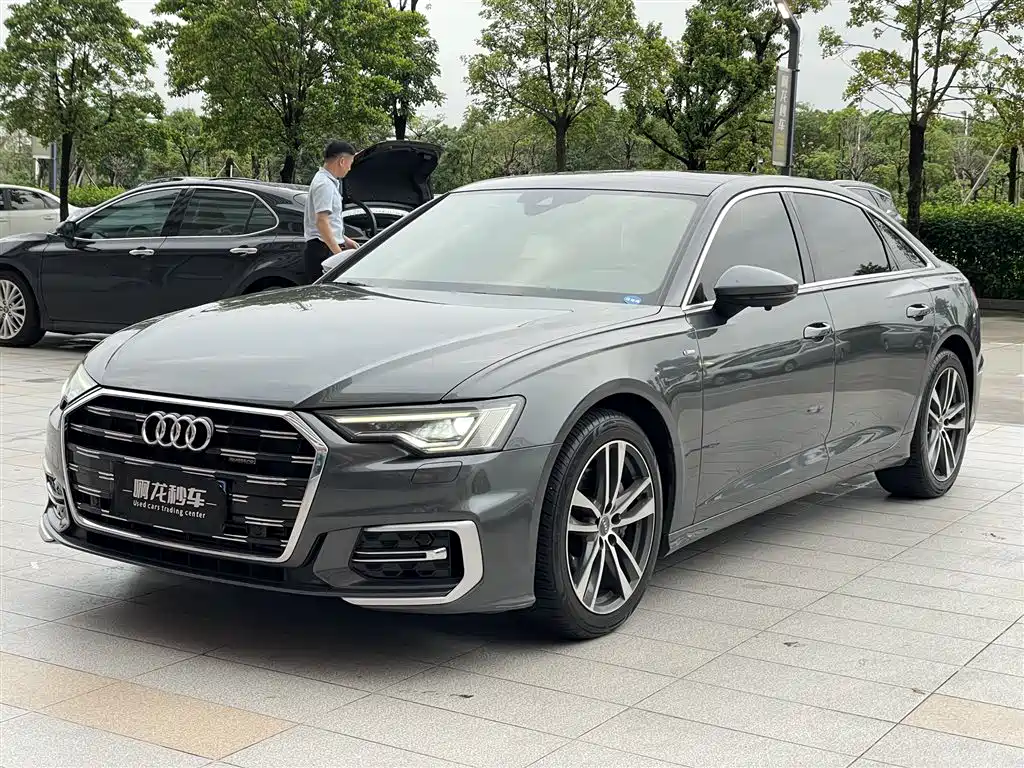 Audi A6L 2021 40 TFSI Luxury Sport