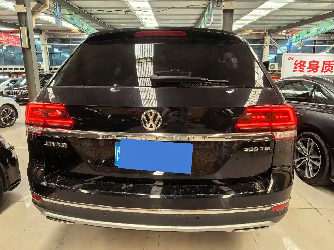 Volkswagen Teramont 2020 380TSI 4WD Luxury Edition China VI фото 8
