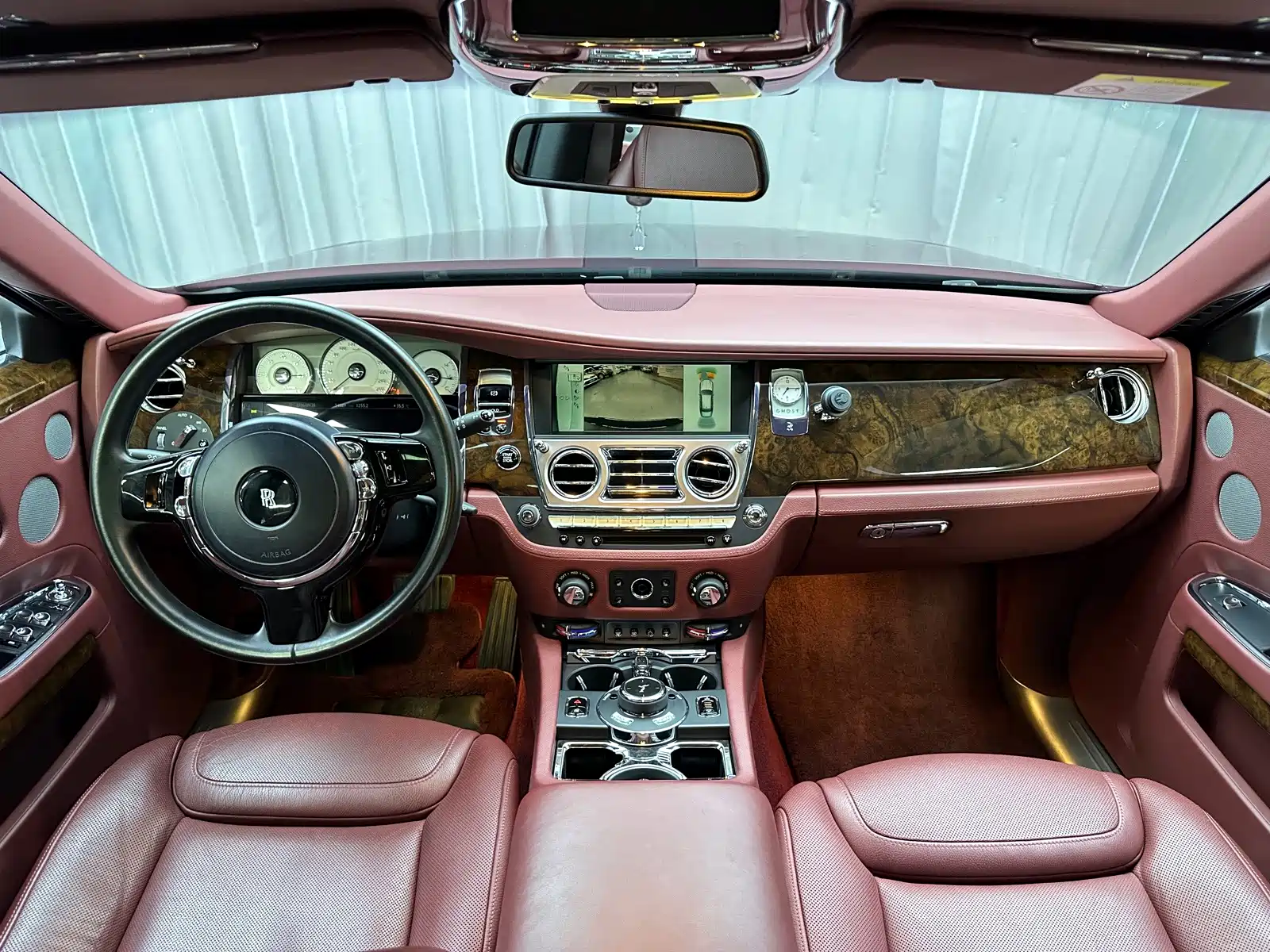 Фото 11 - Rolls-Royce Ghost