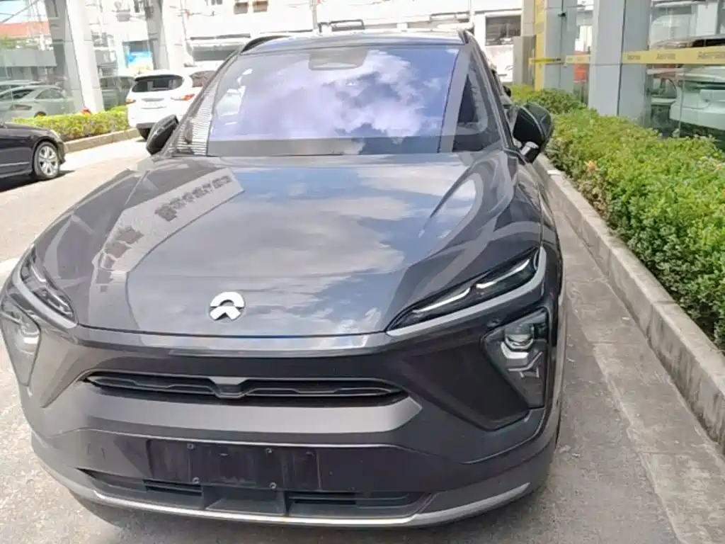 Фото 3 - NIO ES6