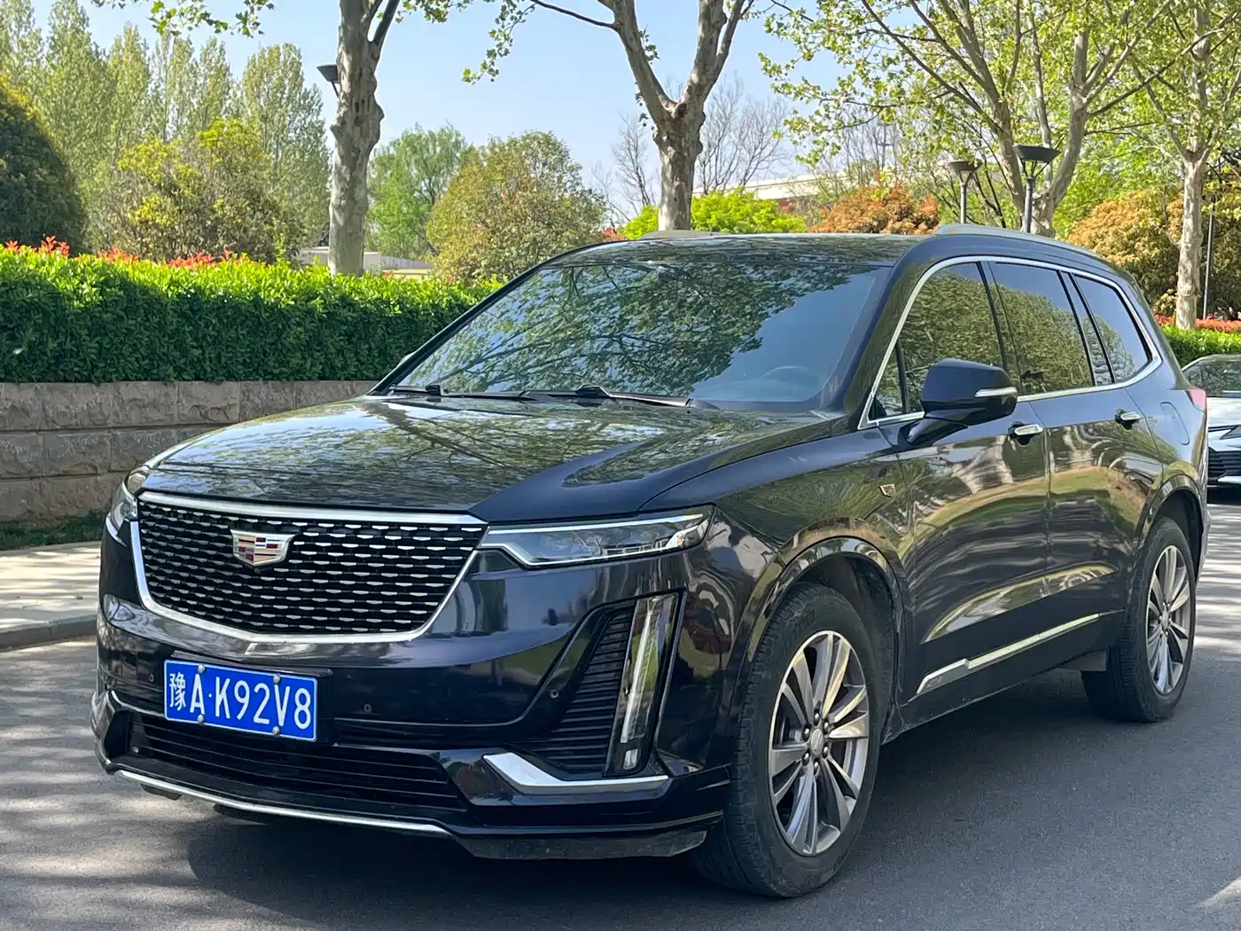 CADILLAC XT6