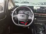 Фото 11 - Geely Vision X3