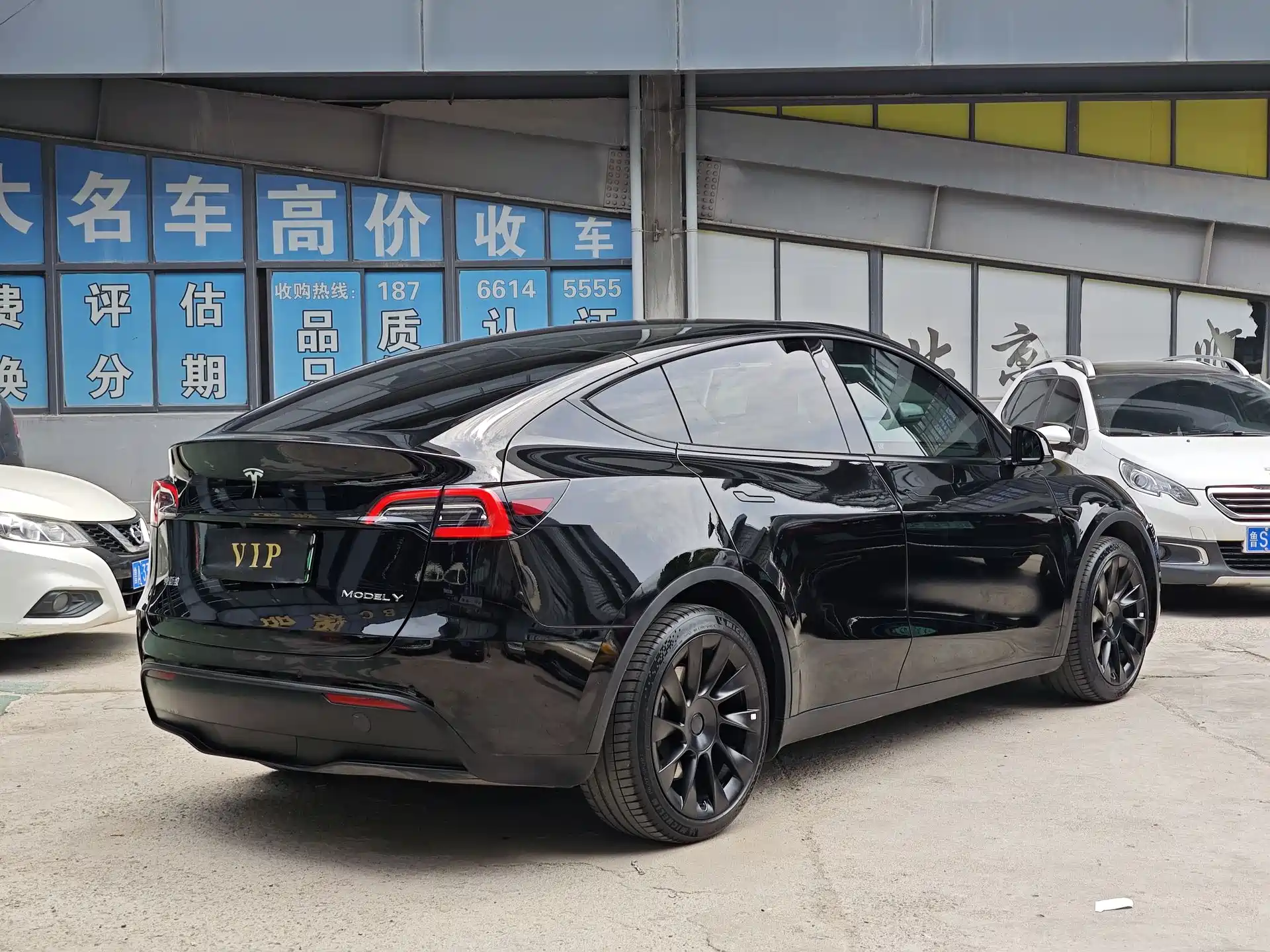 Фото 4 - Tesla Model Y