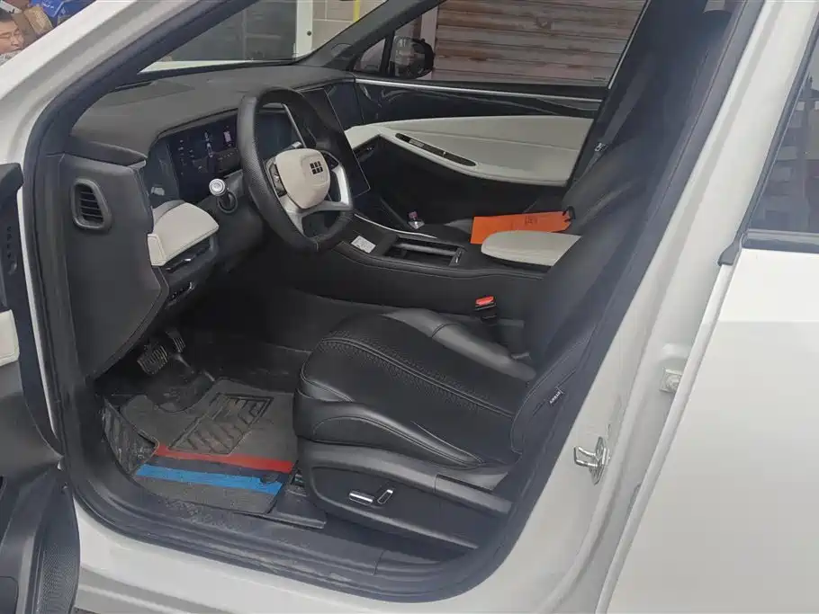 GEELY GALAXY GALAXY L7