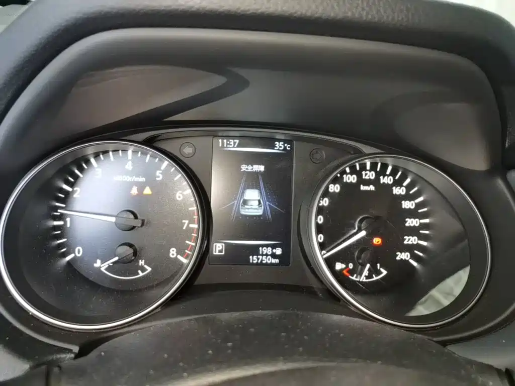 Nissan X-Trail, миниатюра 12