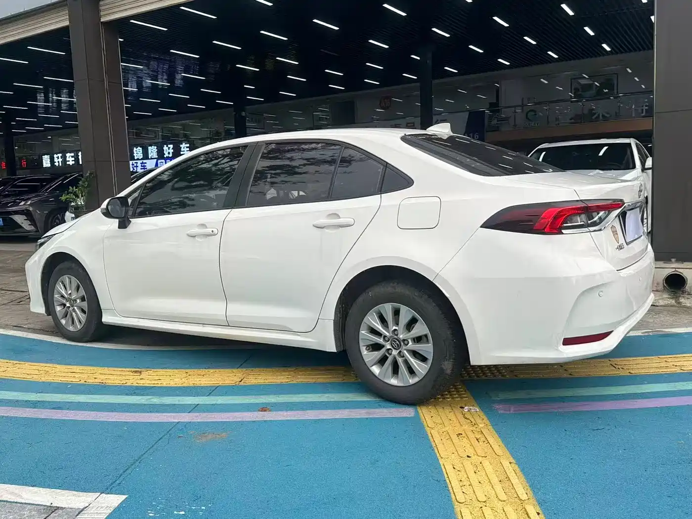 Toyota Corolla 2021 1.2T S-CVT Elite Edition фото 13