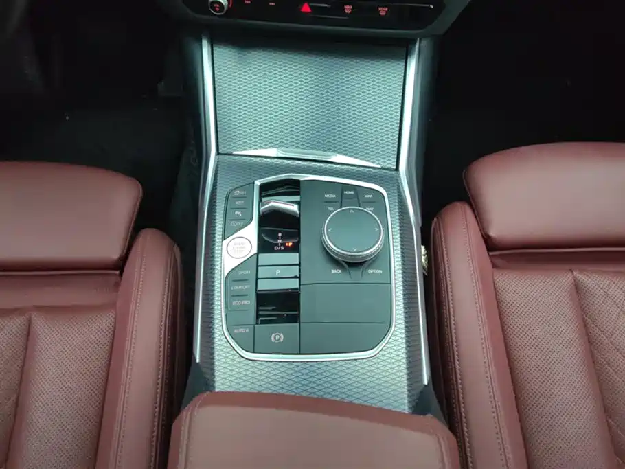 BMW 3 Series 2023 325Li M Sport Black Night Package фото 16