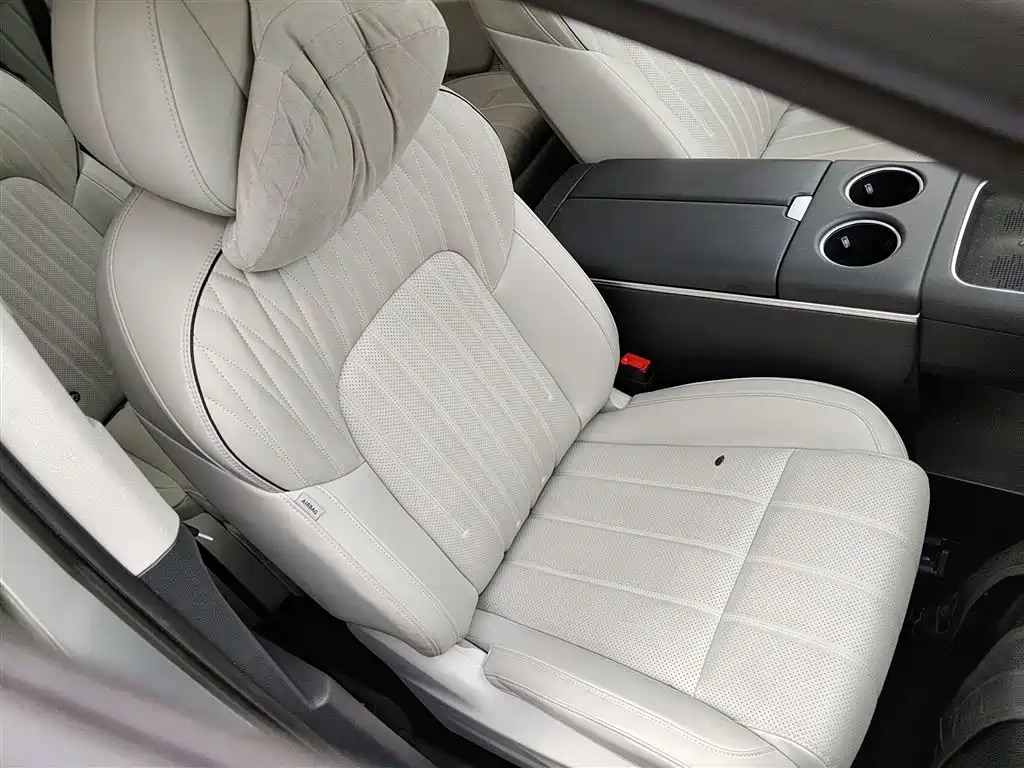 Voyah Auto Voyah Dreamer 2025 PHEV AWD Flagship Qian Kun Edition фото 25