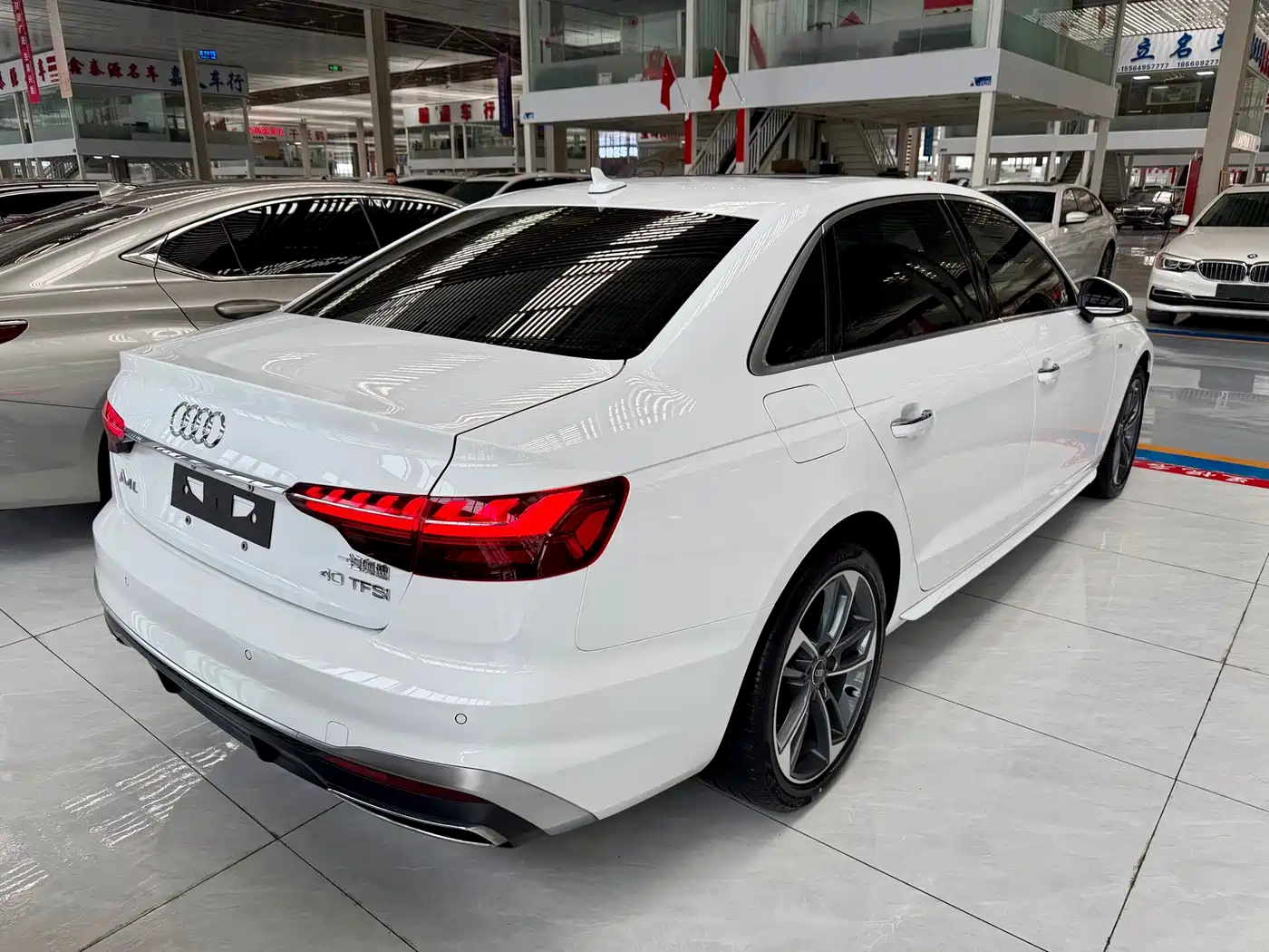 Audi A4L 2022 40 TFSI Fashion Dynamic фото 4