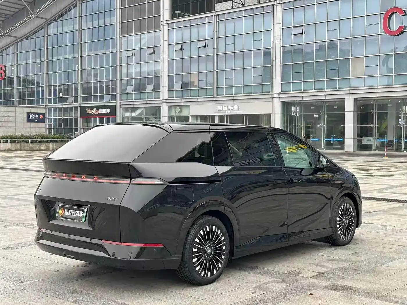 XIAOPENG X9