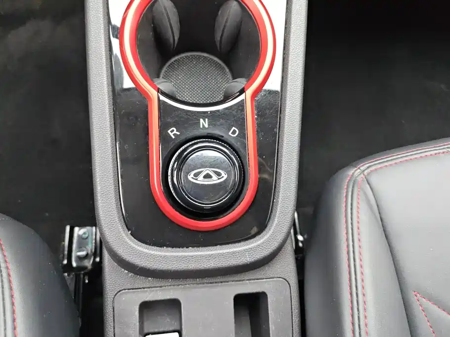 QQ New Energy Little Ant 2025 2024 Facelift Youth Edition 251km Passion 25.05kWh