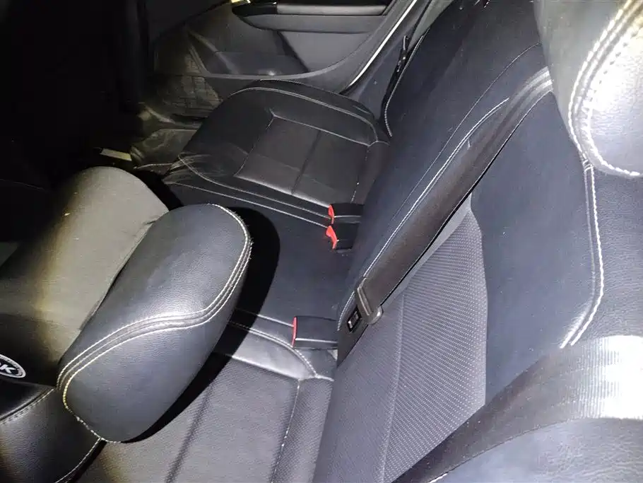 Volkswagen Lavida 2015 1.6L Automatic Trend Edition фото 11