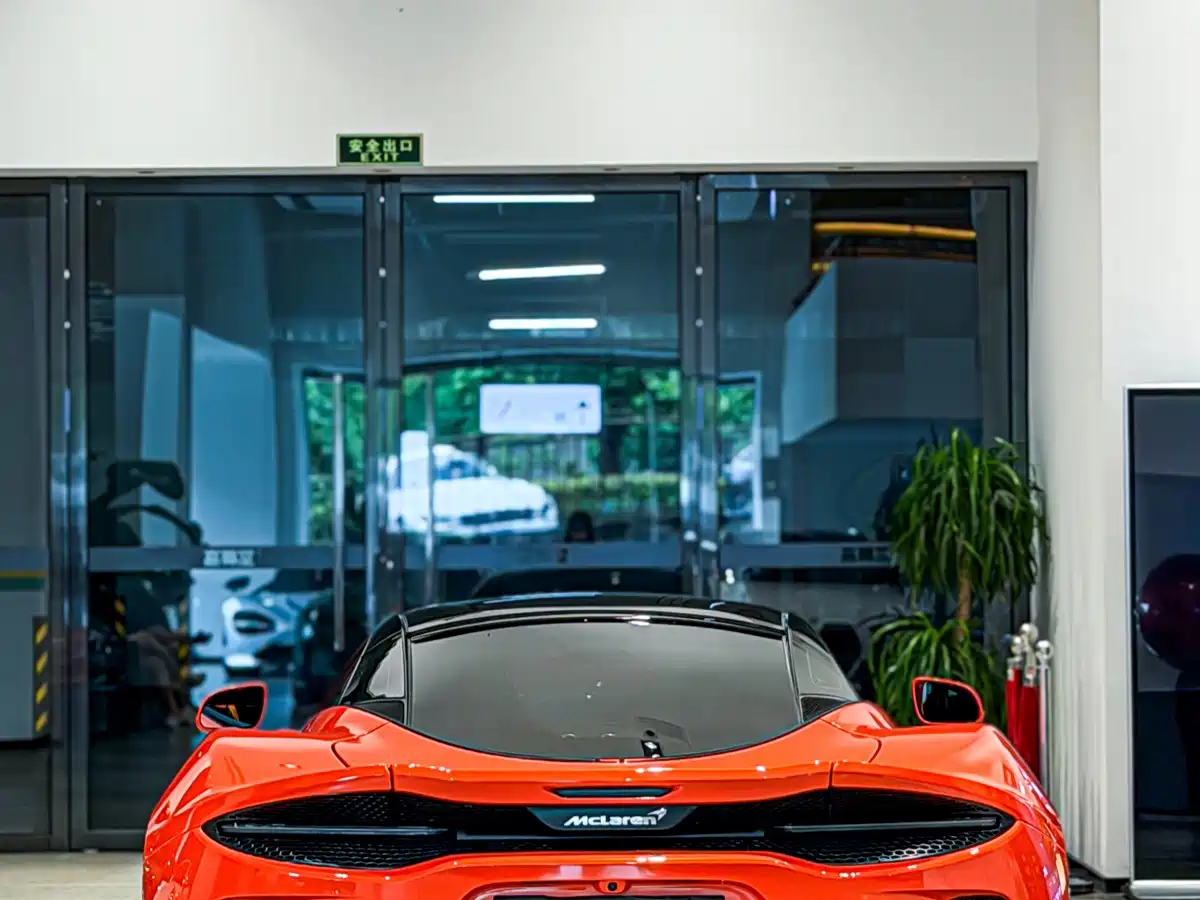 McLaren GT 2023 2023 4.0T Standard Model
