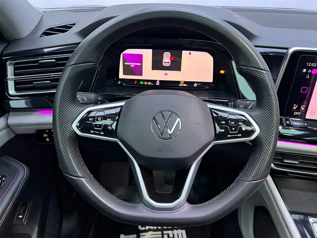 Volkswagen Teramont 2024 380TSI 4WD Dragon Glory Edition фото 25