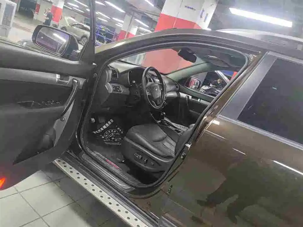 Kia Sorento 2013 2.2T 7-seat Diesel Luxury Edition фото 7