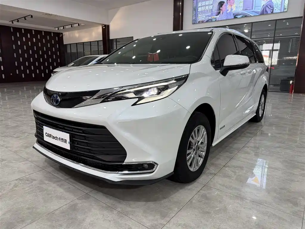 Toyota Sienna 2021 2.5L Hybrid Comfort Edition