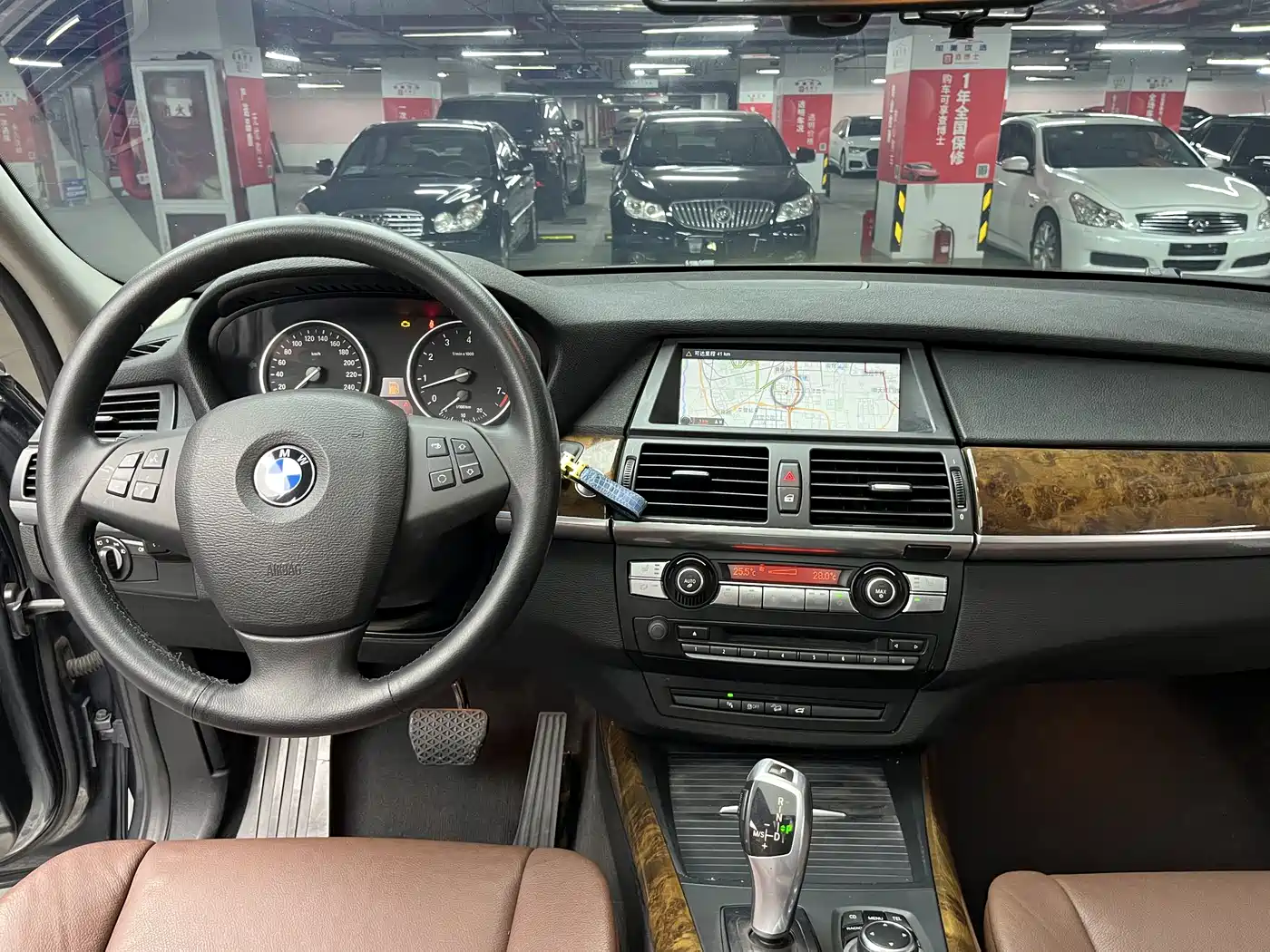 BMW X5 (Import) 2011 xDrive35i Leading Edition фото 21