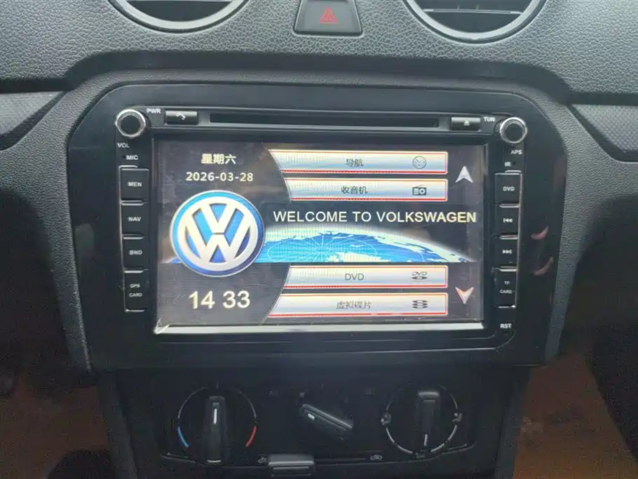 Volkswagen Jetta 2015 Value Edition 1.6L Manual Fashion фото 13