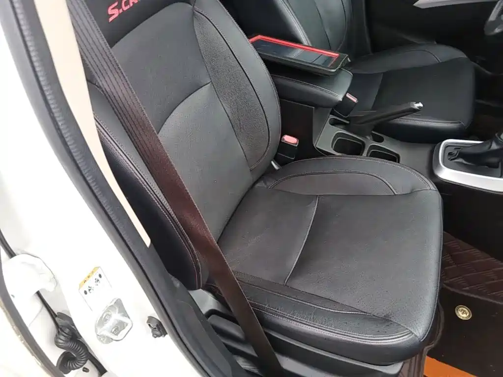 Suzuki SX4 S-Cross 2015 2014 1.6L CVT 2WD Elite